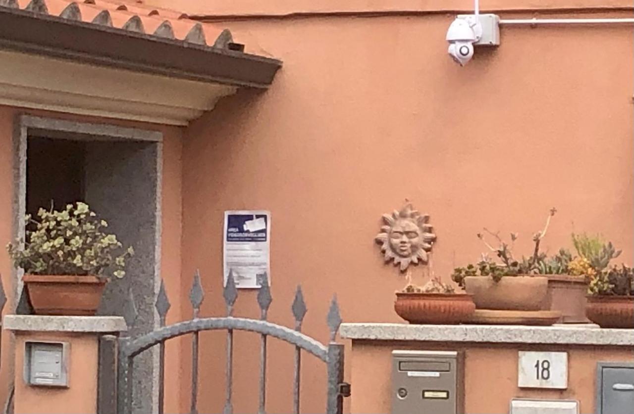 La Maison De Gioel Olbia Bagian luar foto