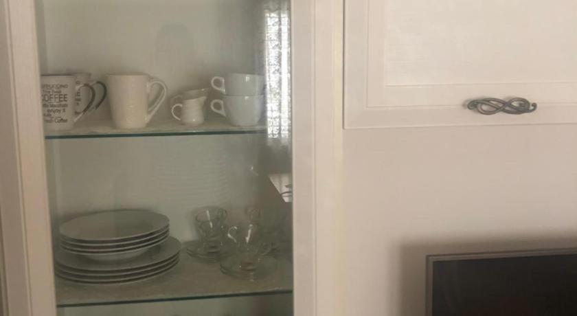 Presso La Maison De Gioel Usufruirai Di Un Appartamento Indipendente Dotato Di Uso Cucina E Lavatrice Arredato In Maniera Funzionale Situato In Ottima Posizione Vicino A Supermercati Caffetterie Pasticcerie Bar Pizzerie E Tanti Altri Servizi Olbia Bagian luar foto